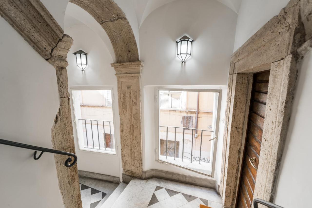 Appartamento Vicolo Delle Grotte Rom Exterior foto