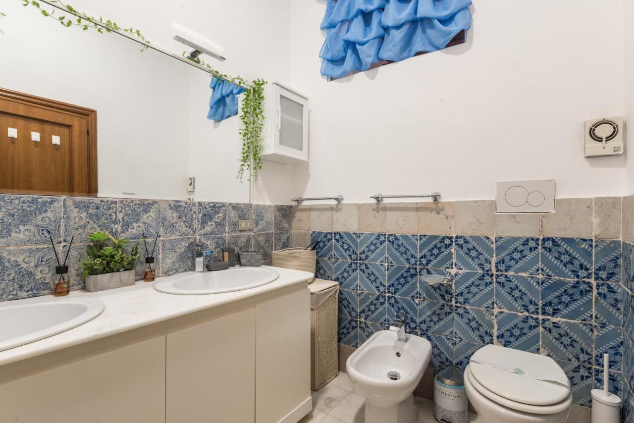 Appartamento Vicolo Delle Grotte Rom Exterior foto